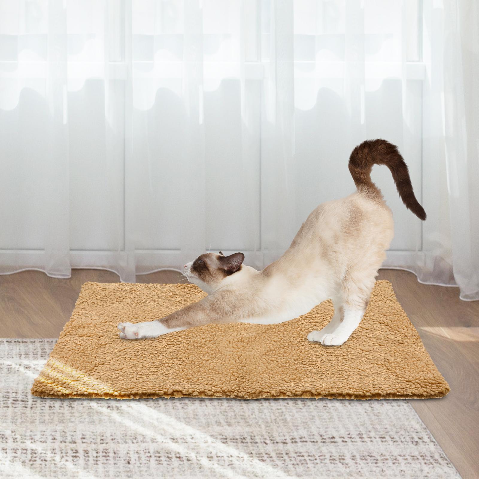 Snuggle Rug Self-Heating Pet Bed – 46x64cm Heated Cushion Pad for Cats & Dogs